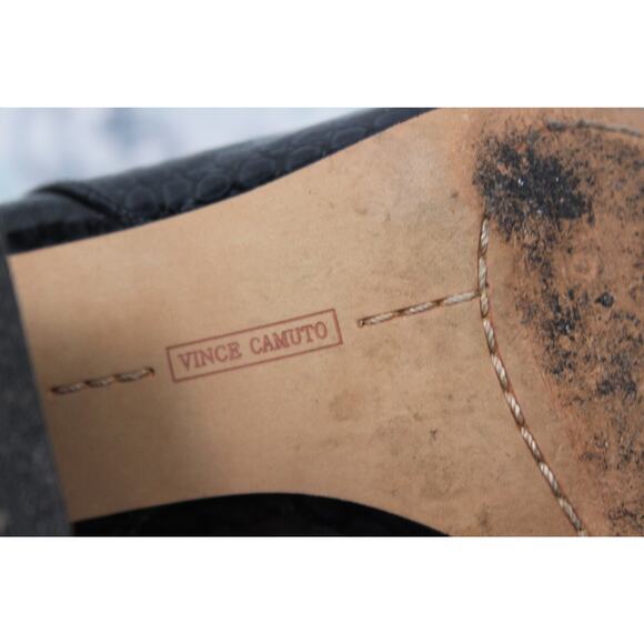 Vince Camuto Benedie Crocodile Booties Size 9M - Picture 9 of 10